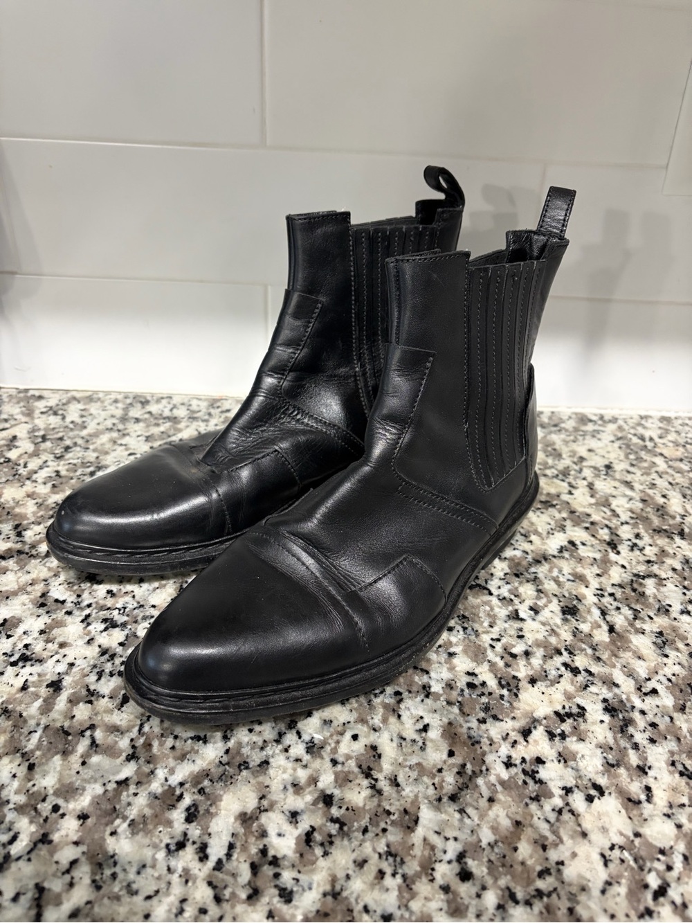 Vintage Balenciaga Black Leather Ankle / Chelsea Boots Mens Size 41